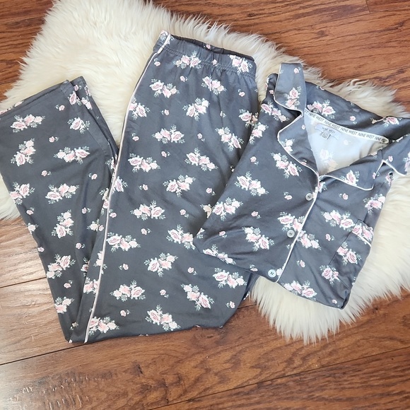 Nine West Other - Nine West X-Large Gray Pink Floral Pajama Set